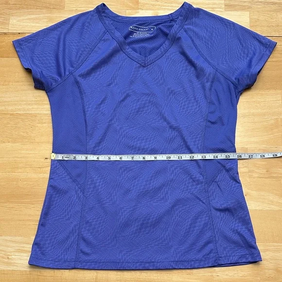 Tek Gear Purple V-Neck Women's Tee - Picture 5 of 10